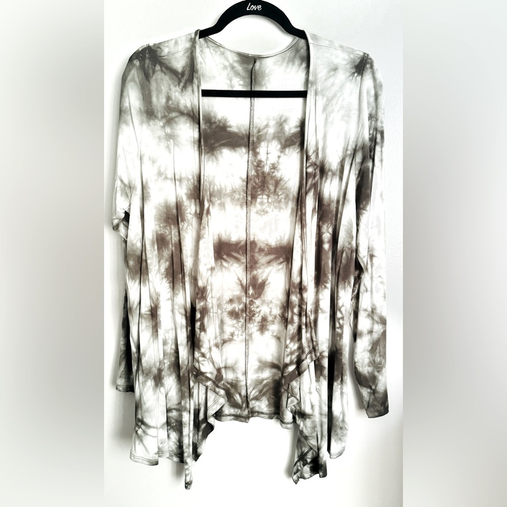 Gently used Torrid size 1 Olive green Tye dye open front sweater